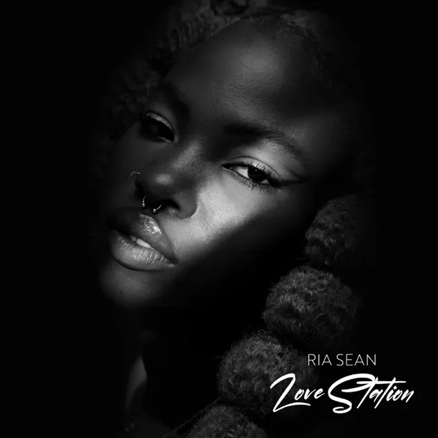Ria Sean – Love Station EP