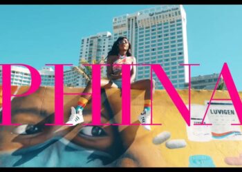 Phina – Smile Video