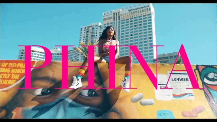 Phina – Smile Video