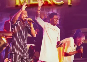 Moses Bliss – Mercy ft Pastor Jerry Eze & Sunmisola Agbebi
